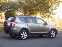 2011 Toyota RAV4 Limited 4x4 4dr SUV V6 East Brunswick, NJ - Image 5