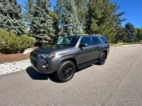 2019 Toyota 4 Runner SR5 Premium ~ 3rd Row seat! Loaded, Grey/Blk - Image 5