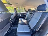 2019 Toyota 4 Runner SR5 Premium ~ 3rd Row seat! Loaded, Grey/Blk - Image 9