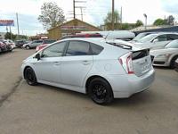 2015 Toyota Prius 5dr HB Four (Natl) - Image 6