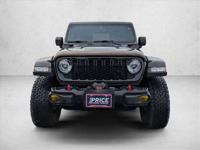 2019 Jeep Wrangler Unlimited Rubicon 4x4 4WD SUV Electric Call (224) 207-8552 to confirm availability - AUTONATION - Image 3