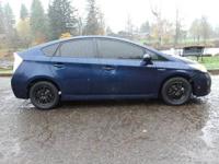 13 TOYOTA PRIUS HYBRID + EASY FINANCING AVAILABLE DOWN AFFORDABLE CARS! TRUCKS! AND SUVS! - Image 5