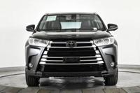2019 Toyota Highlander XLE AWD All Wheel Drive SUV Call (224) 207-8552 to confirm availability - AUTONATION - Image 3