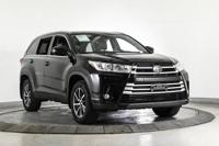 2019 Toyota Highlander XLE AWD All Wheel Drive SUV Call (224) 207-8552 to confirm availability - AUTONATION - Image 4