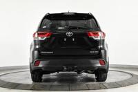 2019 Toyota Highlander XLE AWD All Wheel Drive SUV Call (224) 207-8552 to confirm availability - AUTONATION - Image 8