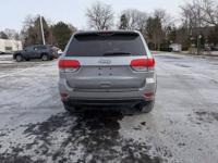 2015 Jeep Grand Cherokee Laredo 4x4 4WD SUV Call (224) 207-8552 to confirm availability - AUTONATION - Image 7