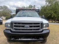 2004 Ford F-550 Super Duty 4X2 2dr Regular Cab 140.8 200.8 in. WB + M.K. Auto Sales Services Inc - Image 4
