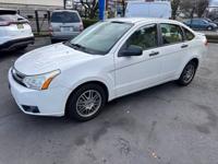 2011 Ford Focus SE / Automatic / Clean Title / 2-Owner / 101K Miles Salem/1477 Hawthorne Ave NE (I-5 Exit 256)