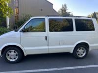 2004 GMC Safari seattle - Image 3