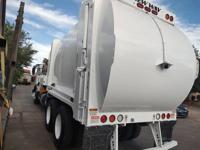 Refuse Truck / Garbage Truck / Trash Truck Low Miles RUST FREE Atlanta - Image 5