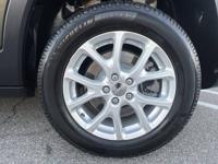 Clean 1 Owner 2014 Jeep Cherokee 4x4 34K Actual Miles Clean Title Star Yelp Rating - Financing Available - Image 8