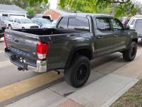 2017 Toyota Tacoma Double Cab - Financing Available! - Image 6
