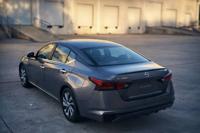 2022 Nissan Altima 2.5 S — Clean Title, Backup Cam, Safety Tech 🔥 Houston - Image 4