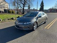 2017 Chevy Volt | 50+ MPG | GAS SAVER | Clean Title | Vancouver - Image 3