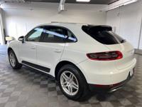 2018 Porsche Macan AWD All Wheel Drive BASE SUV Se Habla Espanol - Image 9