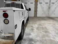 2017 Ford F-350 4x4 Extended Cab XL Utility Bed Back Up Camera Mid TN - Image 9