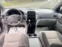 2010 Toyota Sienna LE AWD Puyallup - Image 10