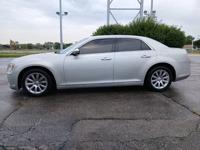 2012 CHRYSLER 300 WAUKEGAN, ILLINOIS - Image 6