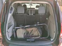 2017 Dodge Grand Caravan Sxt/Leather/Captain Chairs/Runs Perfect TLC/Uber/LFT /2k Dn 299mth/New Hyde Park - Image 5