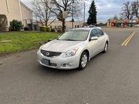 2010 Nissan Altima Hybrid | Clean Title | 35+ MPG | Sedan Vancouver - Image 3