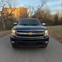 2010 Chevrolet Silverado 1500 Nashville - Image 3