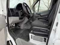 2016 MERCEDES-BENZ SPRINTER 3500 16F BOX BOX TRUCK!!LOW MILEAGE!! FULL Philadelphia pa - Image 10