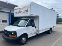 2015 Chevy Express 4500 Cutaway 177" WB (6.0L/V8 Engine! Solid Frame!) Delavan - Image 8