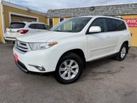 2013 TOYOTA HIGHLANDER SE*ONE OWNER*SUPER CLEAN*3RD ROW*BEAUTIFUL SUV* SUPERIOR AUTO SALES - Image 3