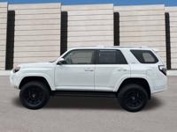 2017 Toyota 4 Runner 4x4 4WD 4 Runner SUV Est. payment OAC† - Image 4