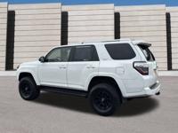 2017 Toyota 4 Runner 4x4 4WD 4 Runner SUV Est. payment OAC† - Image 5