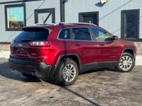 2019 JEEP CHEROKEE LOW MILES LTHR PANORAMIC SUNROOF HTD SEATS 4X4 HIGHLAND - Image 10
