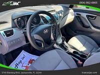 2014 Hyundai Elantra SE Sedan 4D - Image 8