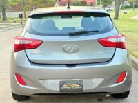 2017 Hyundai Elantra GT clean title Houston Tx - Image 10
