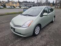 2006 Toyota Prius 1 Owner low miles Lynnwood - Image 3