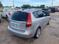 2012 Hyundai Elantra Sportwagon Norman - Image 5