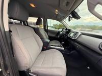 2019 Toyota Tacoma SR5 V6 SR5 V6 4dr Double Cab 5.0 ft SB CRYSTAL AUTO SALES ~ NASHVILLE - Image 9