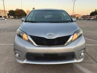 2012 Toyota Sienna SE Houston - Image 4