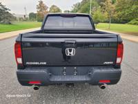 2023 Honda Ridgeline RTL AWD "LOW MILES" Feasterville-Trevose - Image 6