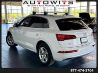 2019 Audi Q5 - *LOW APR AVAILABLE* Audi Q5 NE Corner Scottsdale & Mcdowell Rd - Image 9
