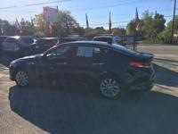 2017 Kia Optima LX Houston - Image 4