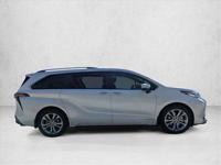 2021 Toyota Sienna Platinum Electric AUTONATION Call (904) 637-7794 to confirm availability - January 5th - Image 5