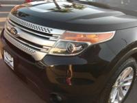 2015 Ford Explorer XLT loaded all records 3rd row rear cam black/gray Escondido - Image 6