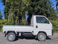 1996 Honda Acty Truck 4x4 27k mi 5MT Auction grade 4 Shoreline - Image 3