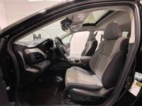 2023 Subaru Outback Premium Crossover wagon AWD / 1-OWNER / 19k MILES Wagon Body + MM Investment Cars-Gladstone / WE SHIP NATIONWIDE - Image 10