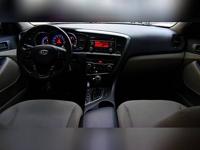 2012 Kia Optima LX 4dr Sedan 6A - Image 10
