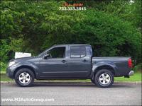 2013 Nissan Frontier SV 4x4 4dr Crew Cab 5 ft. SB Pickup 5A East Brunswick, NJ - Image 3