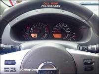 2013 Nissan Frontier SV 4x4 4dr Crew Cab 5 ft. SB Pickup 5A East Brunswick, NJ - Image 10