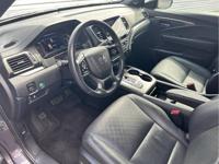 2021 Honda Passport EX-L AWD - 1 Owner Federal Blvd. Denver. 80221 - Image 3