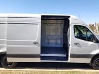 2025 MERCEDES-BENZ SPRINTER 2500 HIGH ROOF 170" DIESEL LOW MILES!! HOUSTON, TEXAS - Image 4
