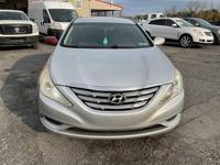 2013 Hyundai Sonata-WWW.LEHIGHVALLEYAUTOAUCTION.COM - Image 3